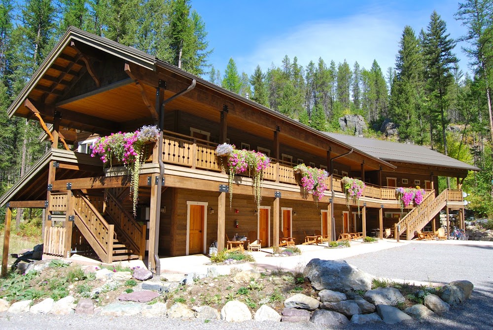 Glacier Guides Lodge