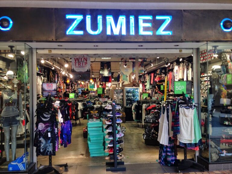 Zumiez